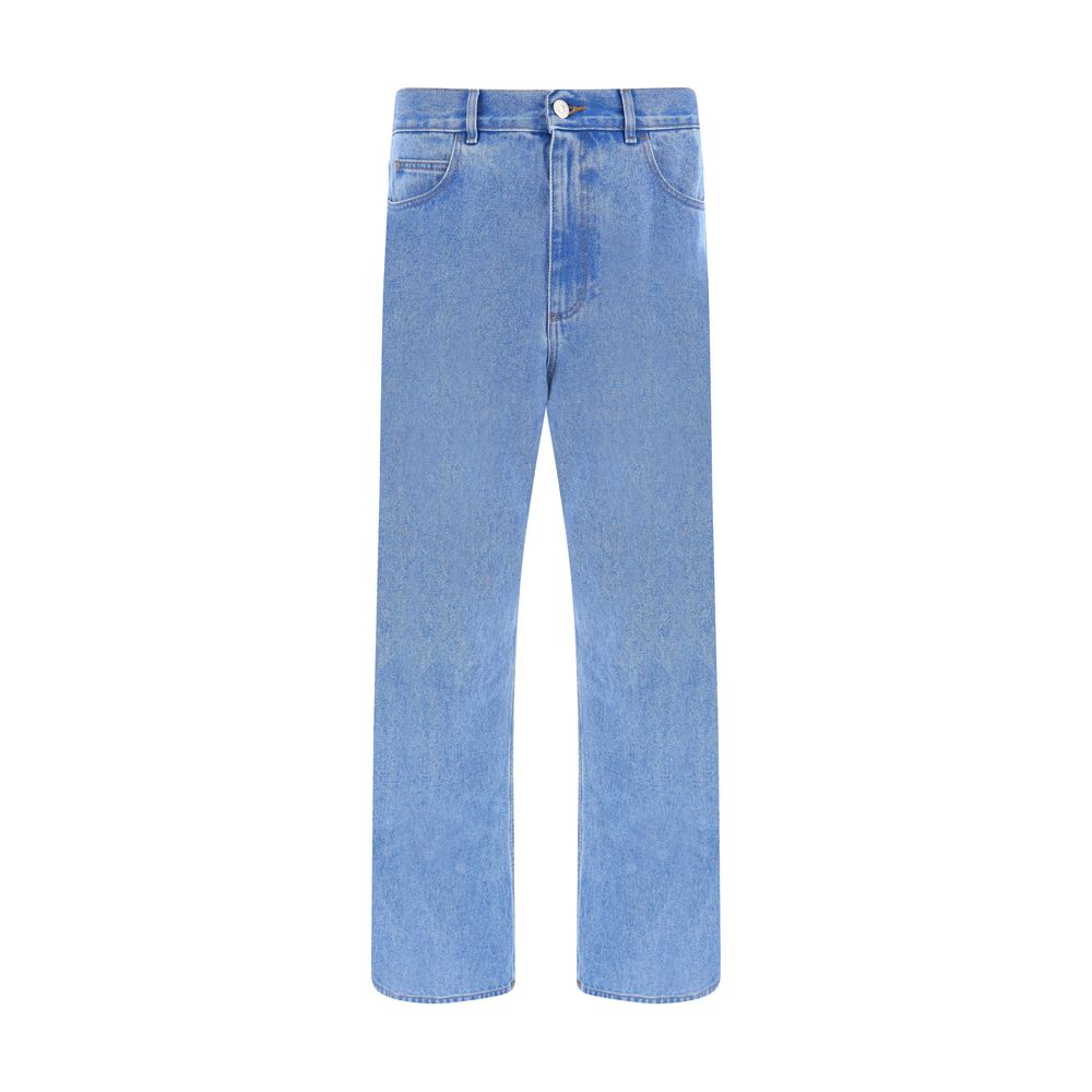 Light blue straight-leg denim jeans with front pockets and button closure